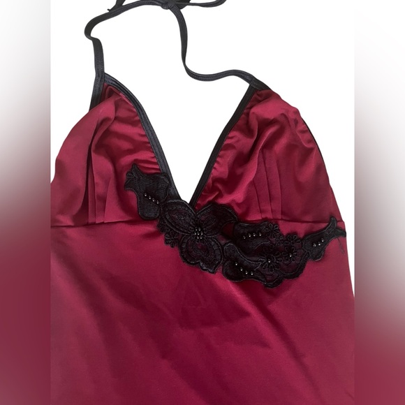 Beautiful deep red asymmetrical dress - Picture 2 of 8